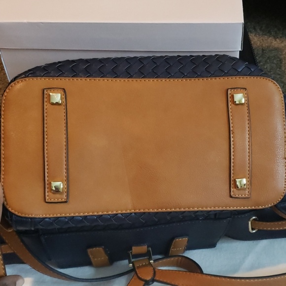 Backpack - Picture 5 of 8